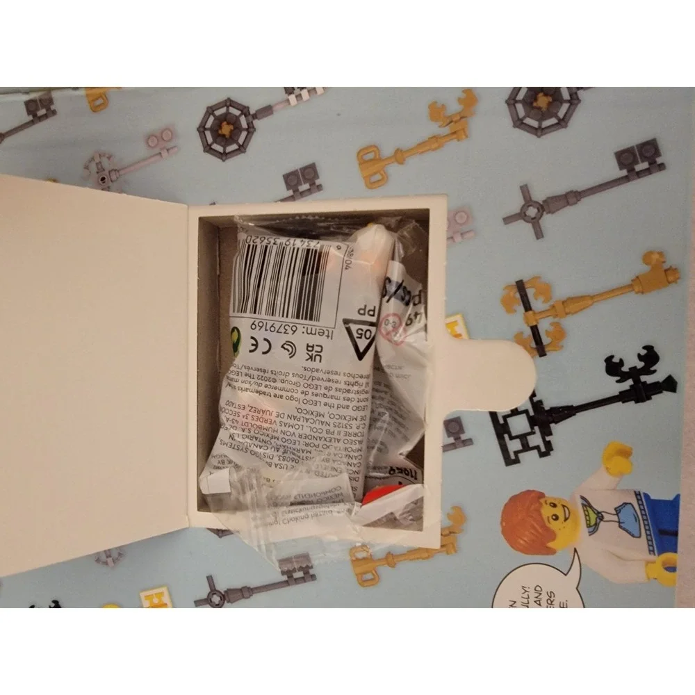Build Your Own LEGO Escape Room by Simon Hugo and Barney‎ Main (2022, Hardcover)
